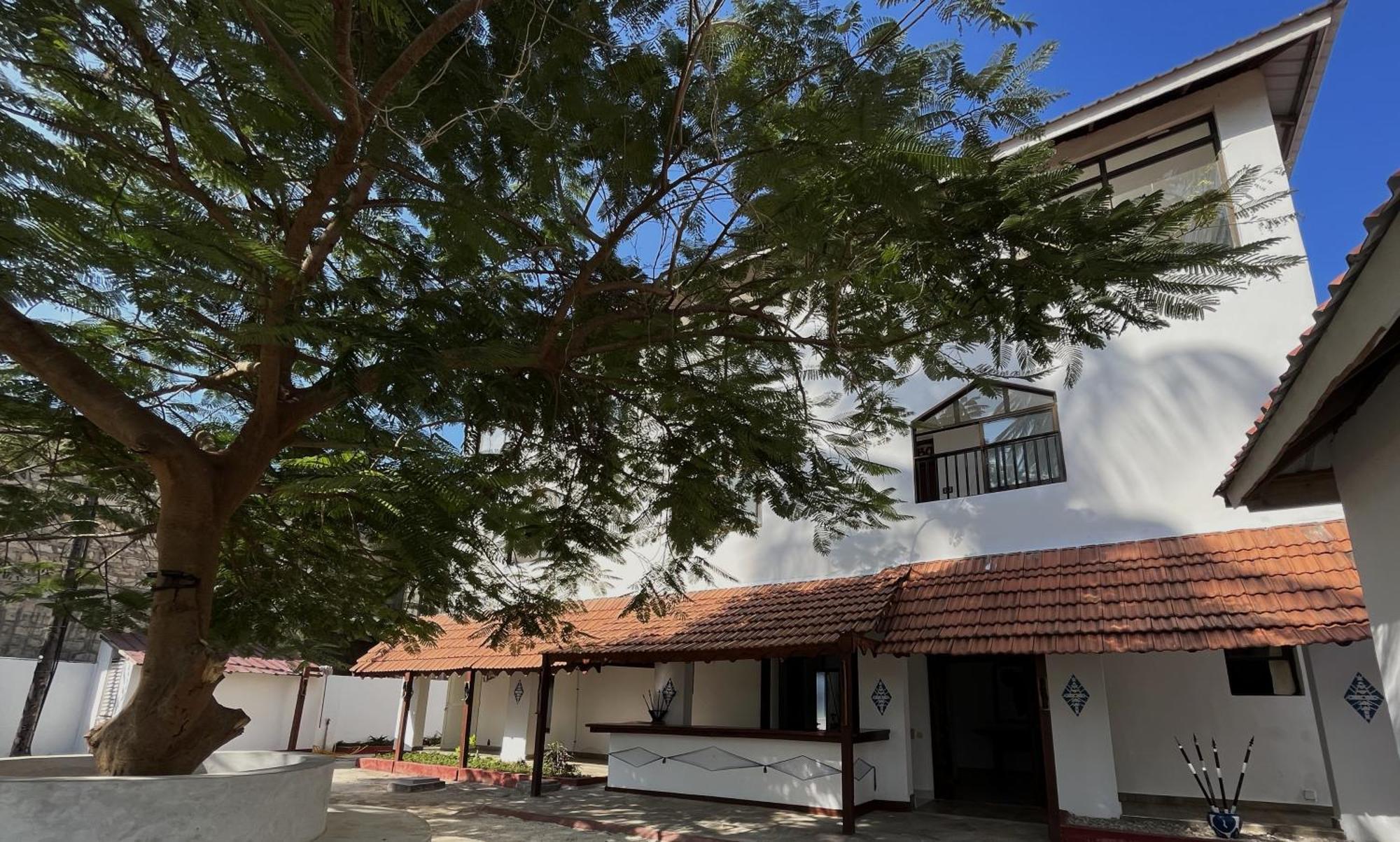 Bianco Azzurro Hotel & Restaurant Pwani Mchangani Εξωτερικό φωτογραφία