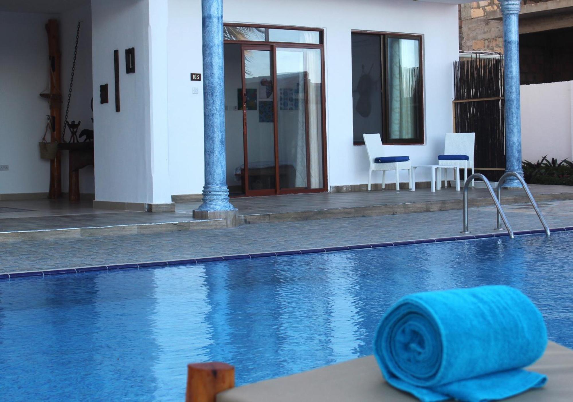 Bianco Azzurro Hotel & Restaurant Pwani Mchangani Εξωτερικό φωτογραφία